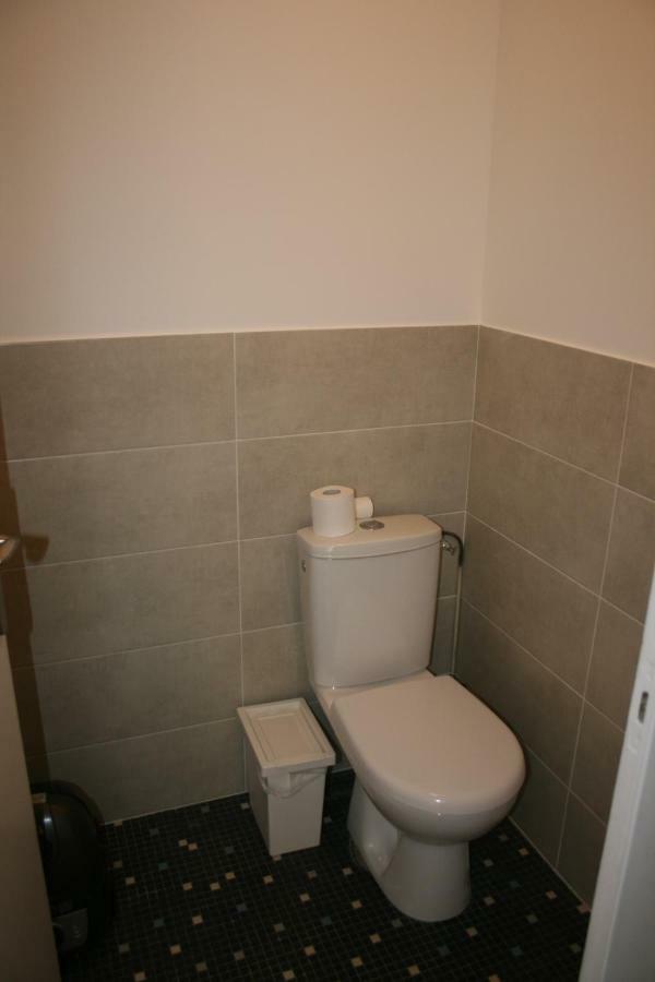Le Haras Apartment ลีบอร์น ภายนอก รูปภาพ